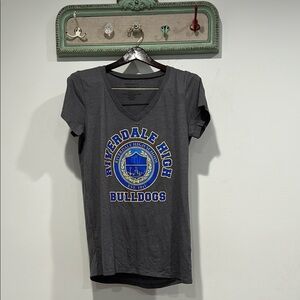 Riverdale High Bulldogs Gray T-Shirt short sleeve v neck tee women’s large nwot